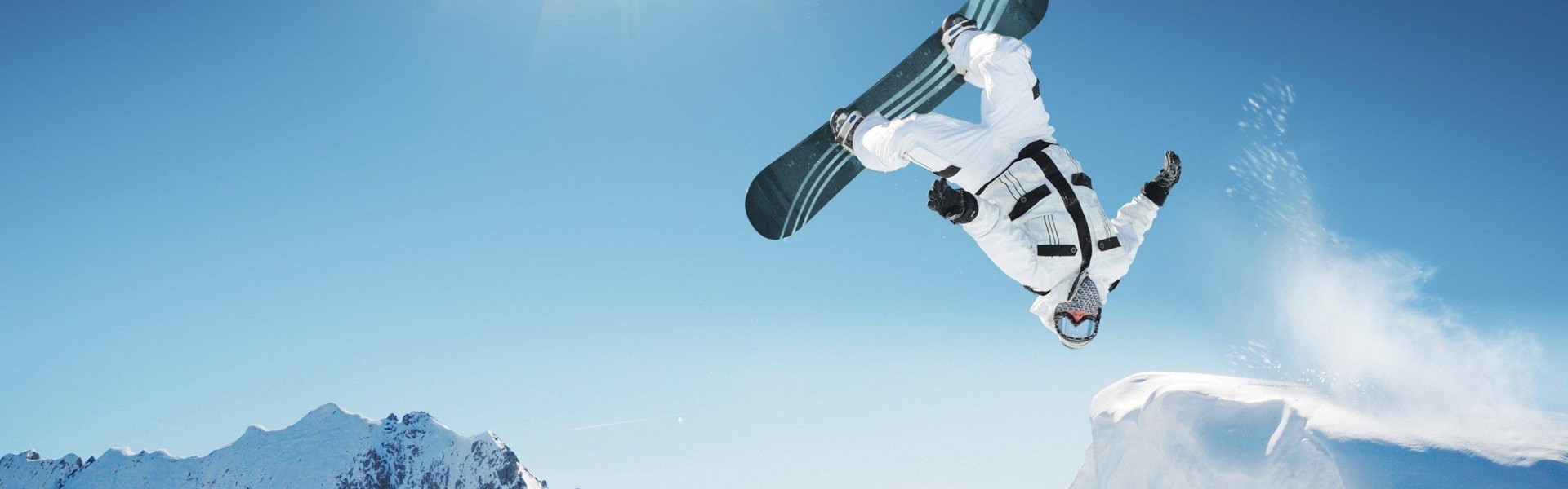 华体会集团_孔帕尼坦言半程庆典非其风格，然真挚赞誉球员创纪录表现