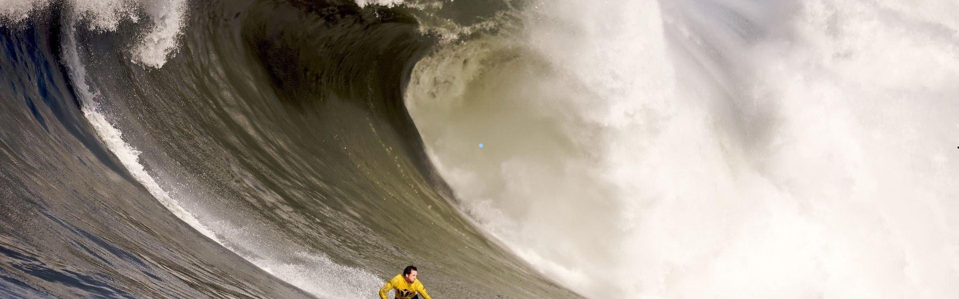 【华体会赛事团队】亚马尔社交媒体突现数字静默，头像简介改用武士杰克引猜想，是心理战术还是生涯转折？