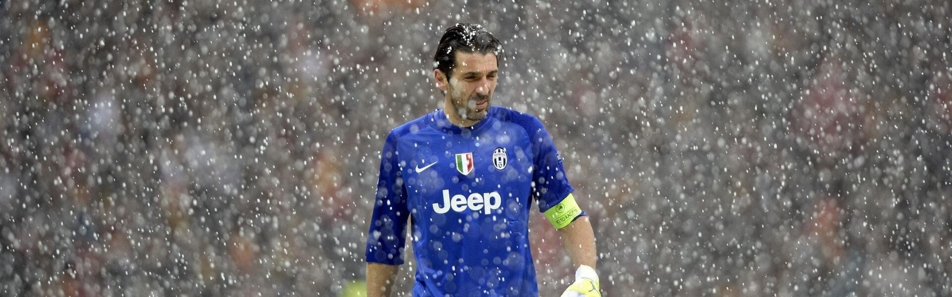 华体会赛事团队|独家专访引爆更衣室矛盾，小里弗斯公开质疑泰伦·卢执教风格，指责其习惯性推卸责任