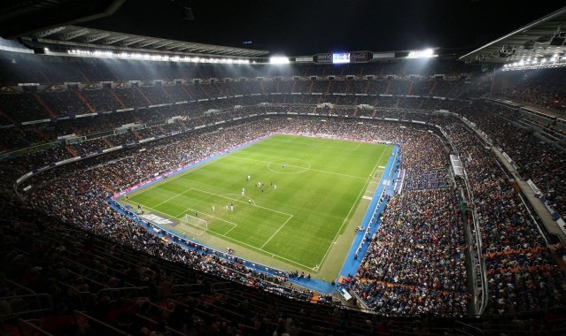 【华体会赛事团队】法甲积分榜风云再起，格林伍德独造五球助马赛酣畅大胜，朗斯险胜重登榜首宝座